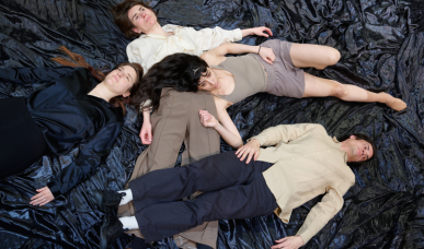 Theater: An Stelle von Heimat halte ich die Verwandlungen der Welt