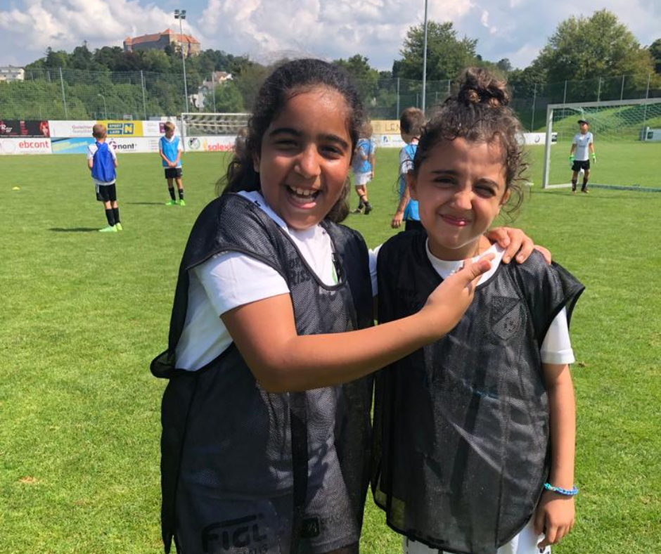 Kinder aus dem Ute Bock Haus beim Fussballcamp vom USV Neulengbach