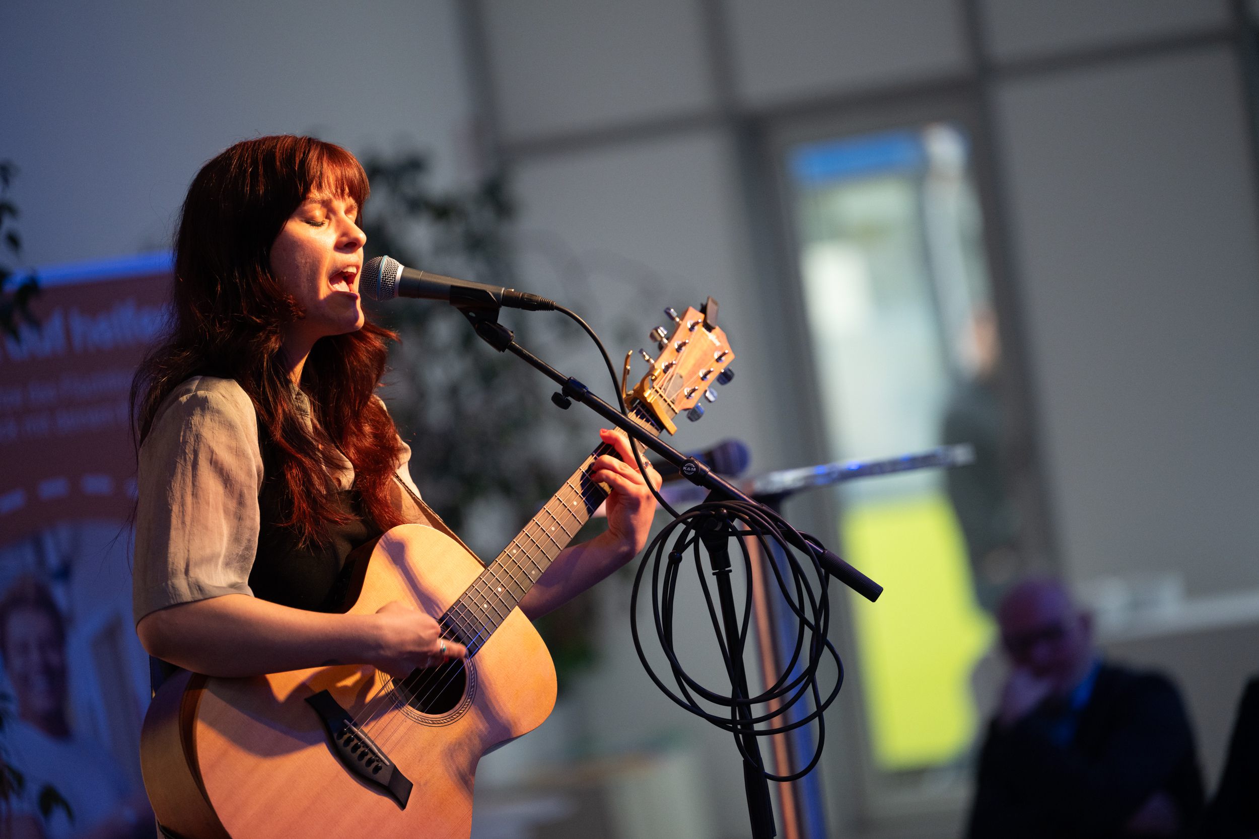 Singer Songwriter Filiah aus Wien begleitete den Bock Preis 2026